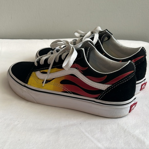 Vans Old Skool Flame lace up sneakers - Picture 4 of 10